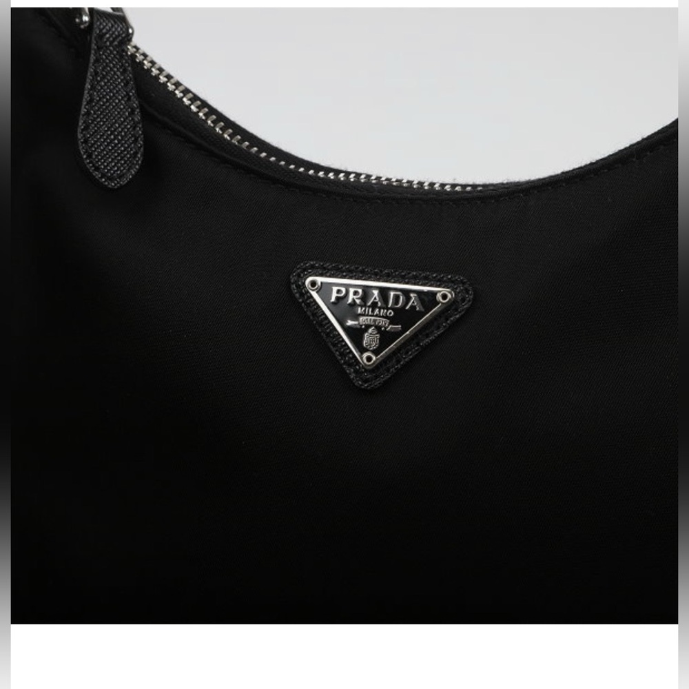 PRADA BLACK RE-ADDITION 2005
BAG WITH POUCH CROSSBODY - Picture 3 of 16